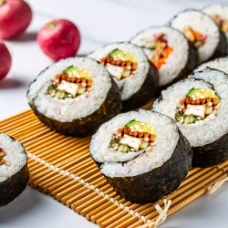 Sushi de arroz castanho com...